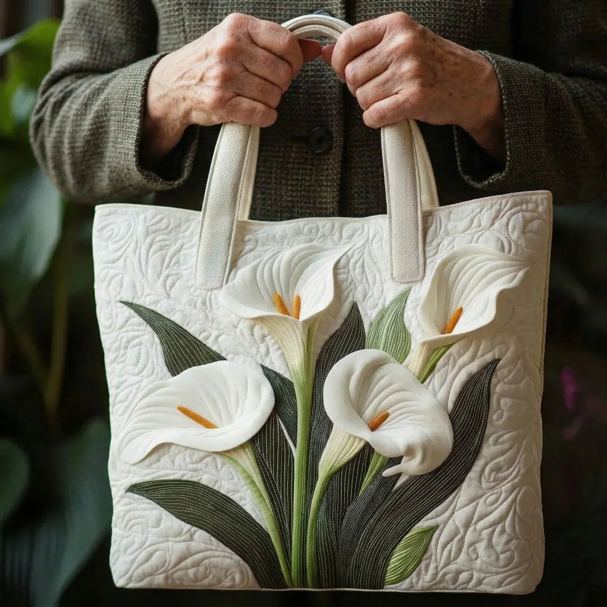 Quilted Handmade Bag - White Lilies